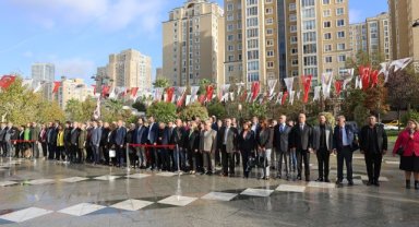 Battal İlgezdi, Muhtarlar Günü’nde Muhtarlarla Buluştu