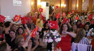 Cumhuriyet Kadınları Kartal’da Buluştu