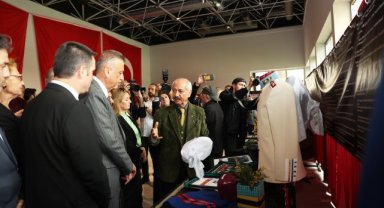 Cumhuriyetin 100'ncü Yılında Atatürk'ün Kıyafetleri Ataşehir'de Sergileniyor