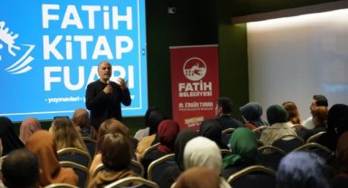 Fatih Kitap Fuarı'nda Edebiyatın Sesi: Yazar Söyleşileri