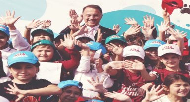 Hayvanları Koruma Gününde Yüzlerce Öğrenci İle Bir Araya Geldi
