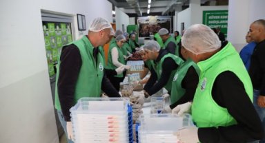 İlköğretim Çağındaki Öğrencilere Beslenme Desteği