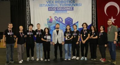 Küçükçekmece, Dünyanın En Büyük Robotik Turnuvasının İlk Ayağına Ev Sahipliği Yaptı