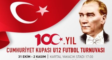 Minikler Cumhuriyet İçin Sahada