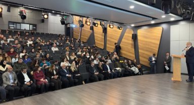 “Dijital Yetkinlikler Ve Girişimcilik Merkezi” Gençleri Bekliyor
