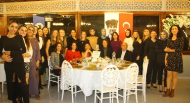 Kartal Belediyesi’nden Kreş Öğretmenlerine Kutlama Yemeği