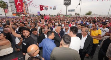 Şakirpaşa Alt Geçidi’nin açılışı muhteşem bir törenle ve Sabahat Akkiraz konseriyle yapıldı