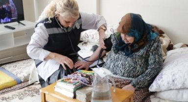 AYEM, EVDE BAKIM VE SAĞLIK HİZMETİYLE UMUT OLUYOR