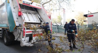 Bağcılar’da Budanan Dallar Geri Dönüşüme Kazandırılıyor