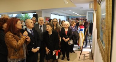 Leman Dinçtürk ve minyatür kursiyerleri muhteşem bir sergiye imza attı