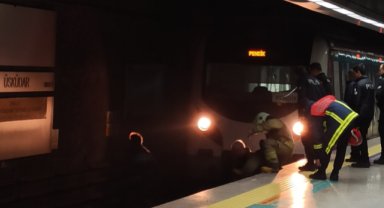 Marmaray'da Bir Kişi Raylara Atlayarak İntihar Etti