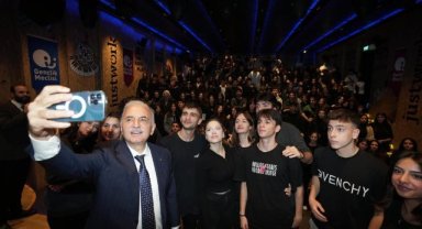Ümraniye Belediyesi’nden 2 Bin 997 Üniversiteli Gence 7 Bin TL’lik Eğitim Desteği