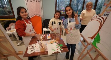 Anne ve Çocukları Bilim Fatih'in Yağlı Boya Etkinliğinde Bir Araya Geliyor
