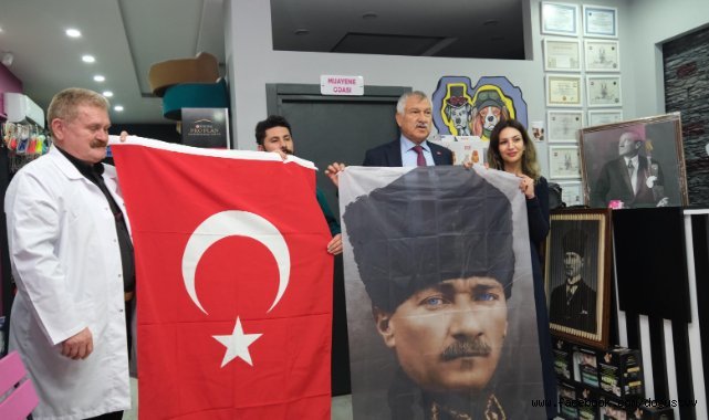 Başkan Zeydan Karalar, Atatürk'e hakaret edilen veteriner kliniğini ziyaret ederek,