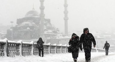 İstanbul'da Beklenen Kar Yağışı Gerçekleşmedi: Uzman,
