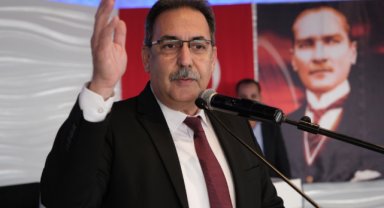 İYİ Parti tabanı Adana’da Zeydan Karalar dedi
