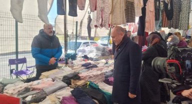 CHP PENDİK BELEDİYE BAŞKAN ADAYI BALYALI, PENDİK PAZARINDA ESNAF VE VATANDAŞLARLA KONUŞTU