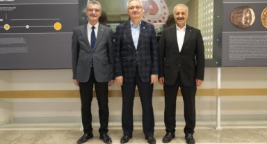 Karakaya ve Gündoğdu, Darphane Genel Müdürü Şahin'i Ziyaret Etti
