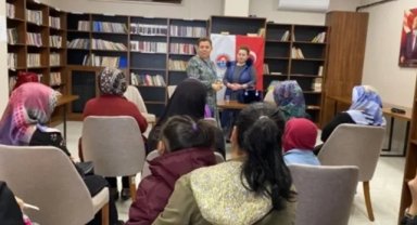 Maltepe Belediyesi’nden anneleri destekleyen eğitim