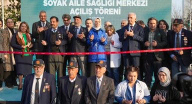 BAKAN MAHİNUR ÖZDEMİR İLE BAŞKAN YILDIRIM AİLE SAĞLIĞI MERKEZİ’NİN AÇILIŞINI YAPTI