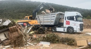Adalar Belediyesi İlçe Genelindeki Kaba Atıkları Topladı