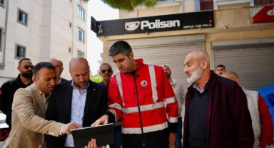 Başkan Gökhan Yüksel, Cevizlideki Balkon Çökmesiyle Alakalı İncelemelerde Bulundu