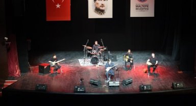 Dostları büyük usta Âşık Veysel'i unutmadı