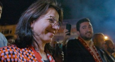 ESİN KÖYMEN MALTEPE’NİN İLK KADIN BELEDİYE BAŞKANI OLDU