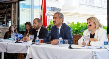 ADALAR BELEDİYESİ BELEDİYE MECLİSİNİ, ADALILARLA BİRLİKTE YAPTI