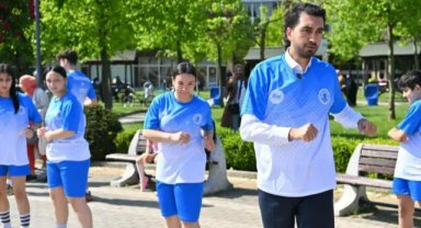 Başkan Bingöl, Tuzla Belediyesi Spor Akademisi öğrencileri ile spor yaptı