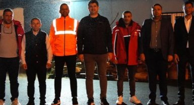 BAŞKAN ONURSAL ADIGÜZEL GECE MESAİSİNDE İŞÇİ VE EMEKÇİLERİN 1 MAYIS’INI KUTLADI