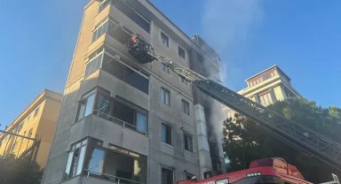 KARTAL'DA 6 KATLI BİNADA YANGIN