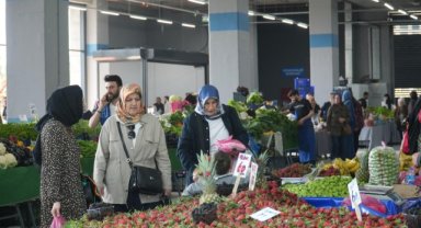 ÜMRANİYELİLER'İN YENİ ALIŞVERİŞ ADRESİ: YAMANEVLER KAPALI PAZAR ALANI AÇILDI