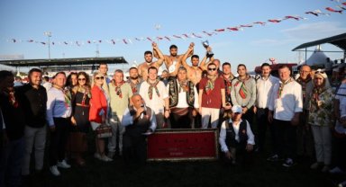 19’uncu Yenici Mehmet Yağlı Güreşleri Kavaklı’da Gerçekleşti