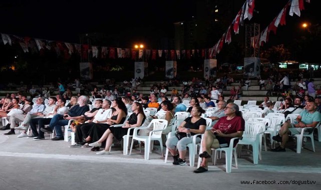 BEYLİKDÜZÜ’NDE NOSTALJİK FİLM AKŞAMLARI