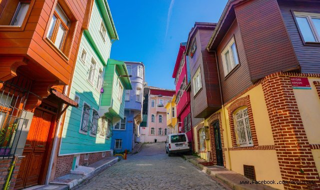 Fatih'te 100 Ahşap Yapı Yeniden Hayat Buldu