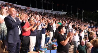 Işın Karaca festivalin finaline damga vurdu