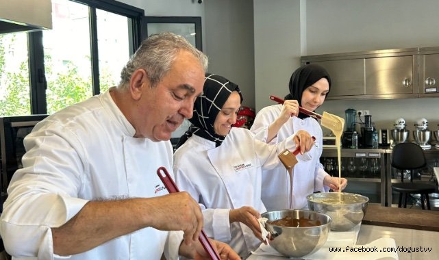 KARINCA El Emeği Eğitim Birimi'nden Çikolata Atölyesi: Elvan Çikolata ile Tatlı Bir Eğitim Serüveni
