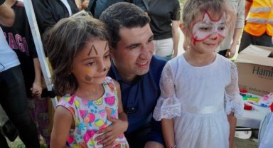 MİNİK YILDIZLAR FESTİVALDE DOYASIYA EĞLENDİ