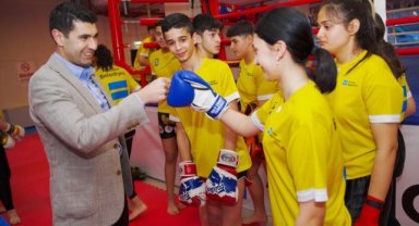 AVCILAR’DA ÇOCUKLAR YAZ KIŞ DEMEDEN SPORLA BULUŞUYOR
