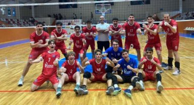 GENÇ ERKEKLER VOLEYBOL TAKIMI İKİDE İKİ YAPTI