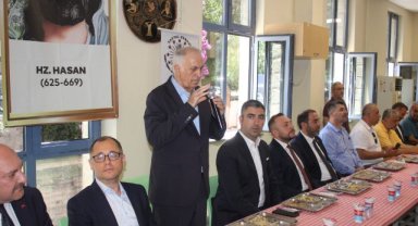 Kartal Cem Evi’nde Aşure Lokması Dağıtıldı