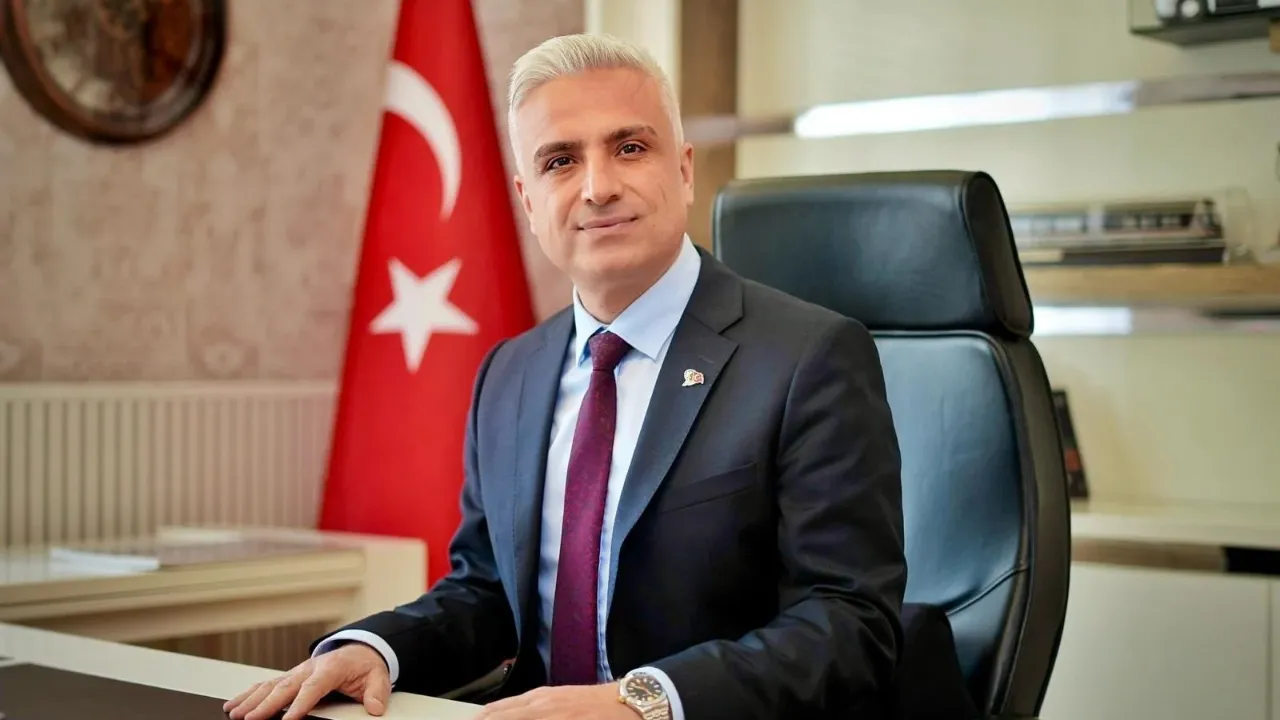 Son dakika... İBB’ye yeni operasyon: Çok sayıda gözaltı