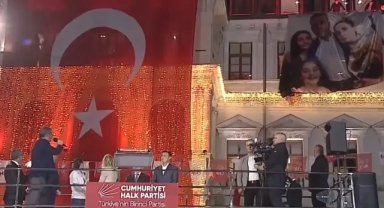 CHP, bu hafta Beyoğlu’nda... Özgür Özel duyurdu: O fotoğraf yeniden belediye binasında!