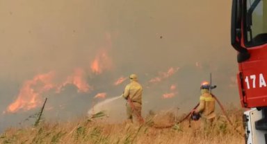 Son dakika... Çanakkale'de orman yangını! Havalimanı ve Boğaz kapatıldı... Tahliyeler başladı