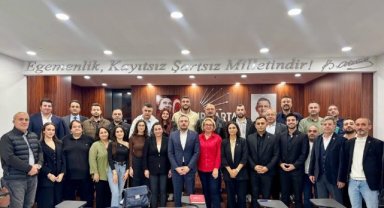 CHP Kartal İlçe Başkanı Mert Polat, Yeni Yönetimiyle İlk Toplantısını Gerçekleştirdi