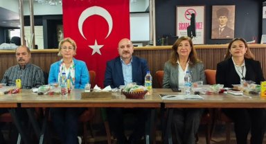 Hakan Ünlüler Korosu’ndan Kartal Yerel Basınına Kahvaltı Daveti