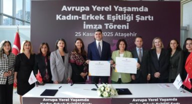 Ataşehir Belediyesi, Kadına Yönelik Şiddete Karşı Uluslararası Mücadele Günü’nde “Avrupa Yerel Yaşamda Kadın-Erkek Eşitliği Şartı”nı İmzaladı