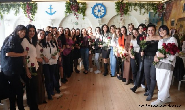 KARTAL BELEDİYESİ’NDEN KREŞ ÖĞRETMENLERİNE ANLAMLI 24 KASIM KUTLAMASI