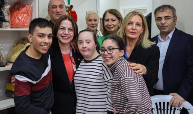 ÖZEL GEREKSİNİMLİ BİREYLER İÇİN YENİ YIL KUTLAMASI